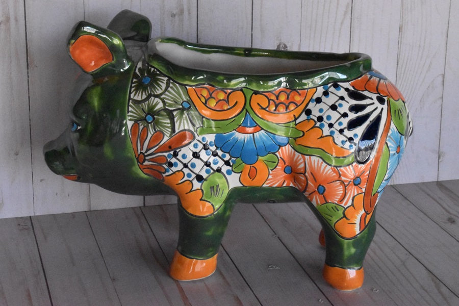 SMALL PIGS TALAVERA PLANTERS